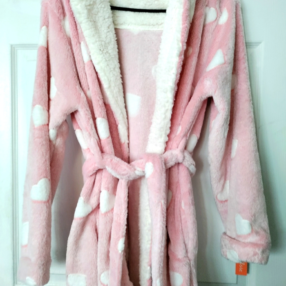 Pink bathrobe for child